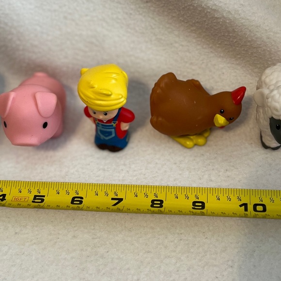 Fisher Price Little People Farm Animals Farmer Figure Pigs Chicken Cow Sheep - Picture 10 of 10